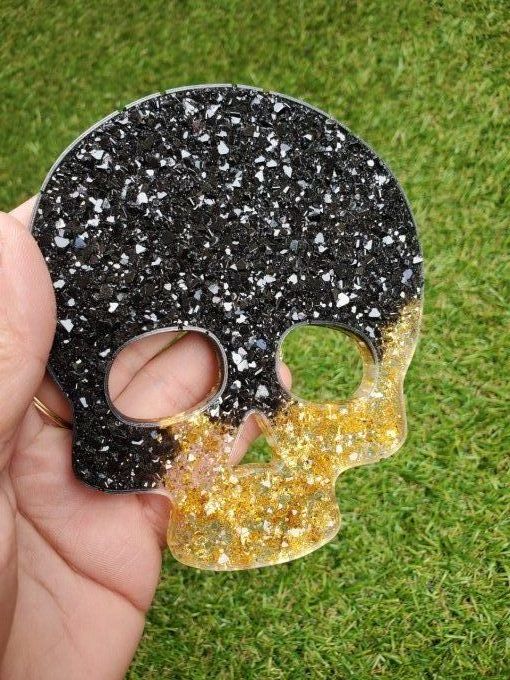 Sous verre ou déco à accrocher au mur SKULL noir et feuilles dorées